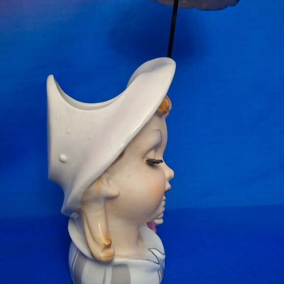 Vintage Napco Porcelain Head Vase - Girl with Umbrella 52/271 - Picture 3 of 9
